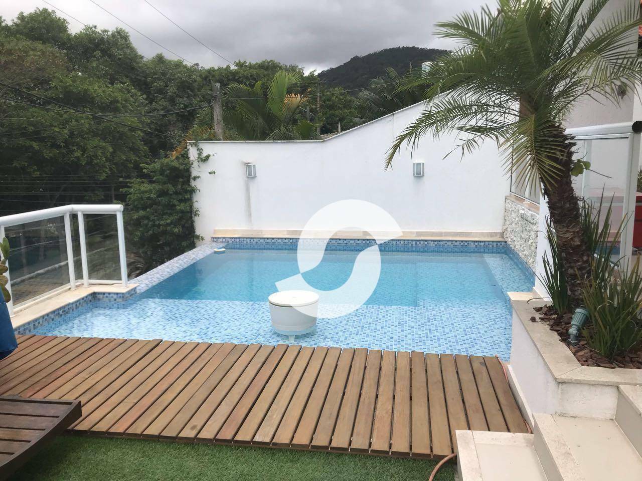  - Casa com 3 dormitórios à venda, 230 m² por R$ 820.000,00 - Várzea das Moças - Niterói/RJ