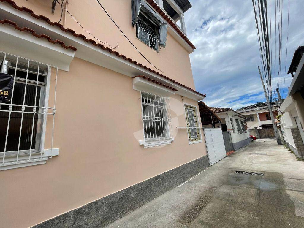 Casa à venda com 2 quartos, 105m² - Fonseca,Niterói