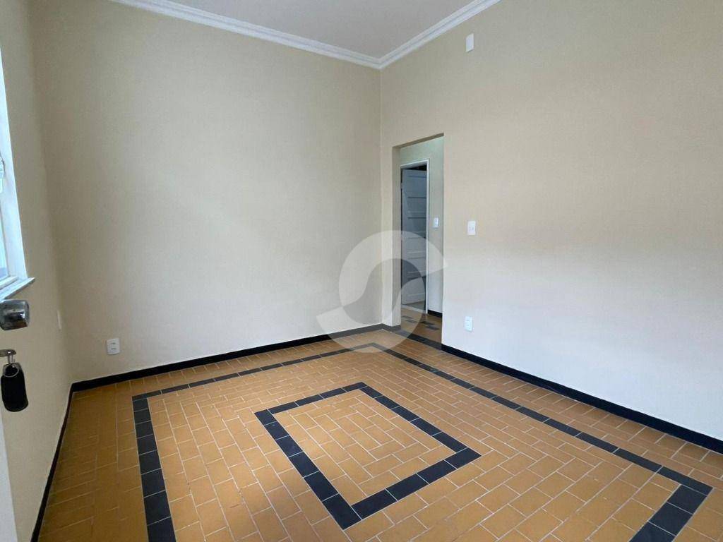  - Casa de vila térrea ao lado do Horto  com 2 quartos  duas vagas,à venda, 104 m² - Fonseca - Niterói/RJ