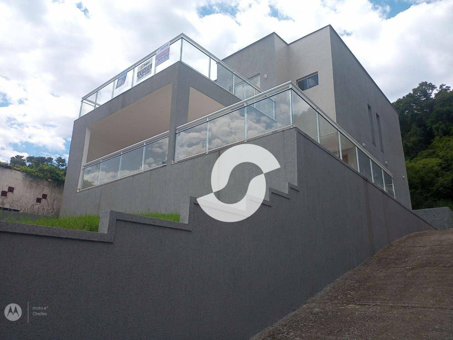  - Casa com 3 dormitórios à venda, 338 m² por R$ 1.200.000,00 - Pendotiba - Niterói/RJ