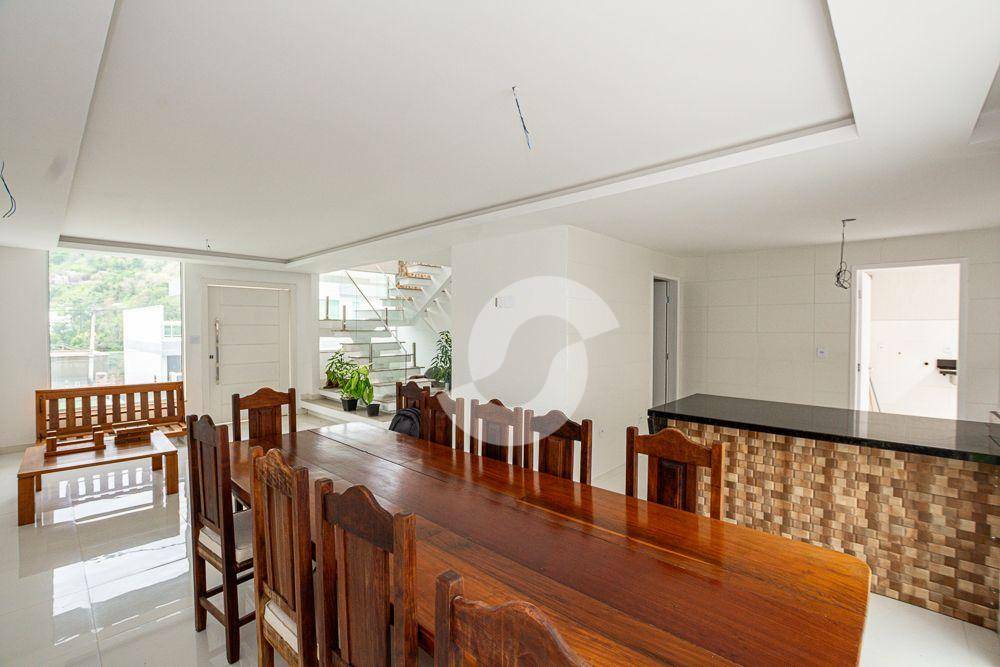  - Casa à venda, 220 m² por R$ 1.495.000,00 - Maria Paula - Niterói/RJ