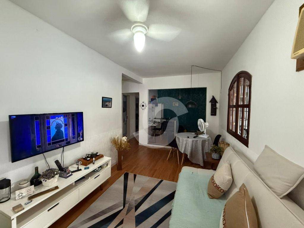  - Casa com 2 dormitórios à venda, 140 m² por R$ 700.000,00 - Serra Grande - Niterói/RJ