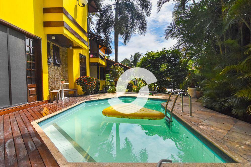 Casa à venda com 5 quartos, 376m² - Itacoatiara,Niterói