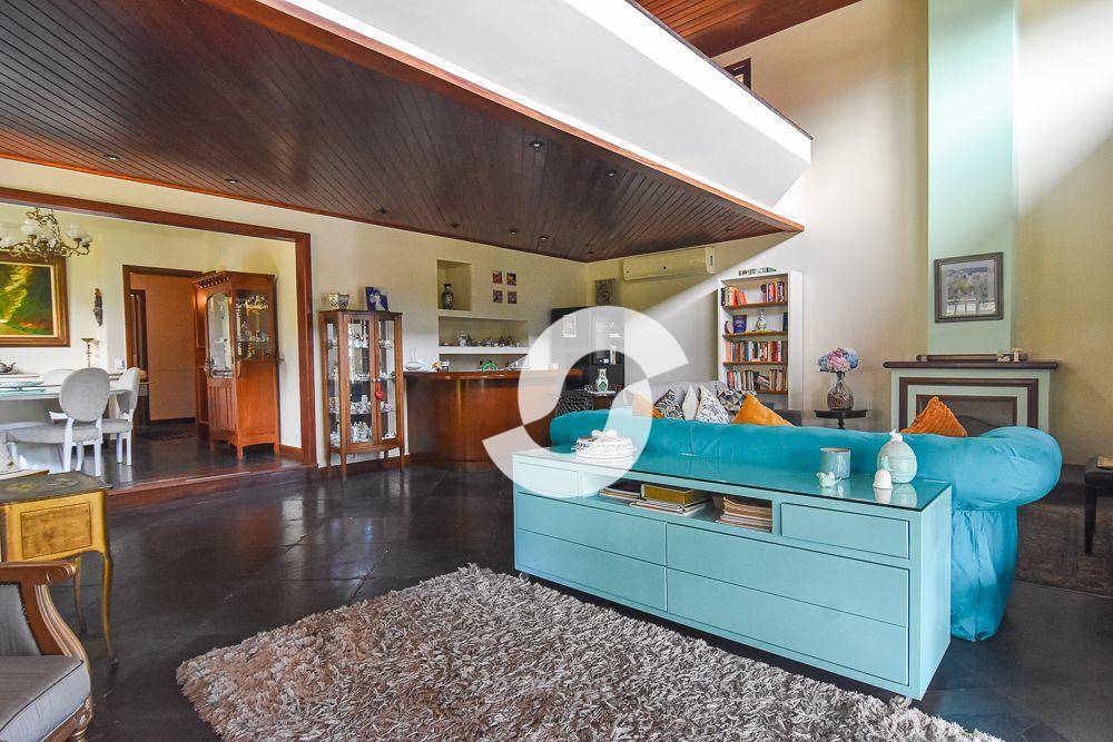  - Casa à venda, 376 m² por R$ 2.600.000,00 - Itacoatiara - Niterói/RJ