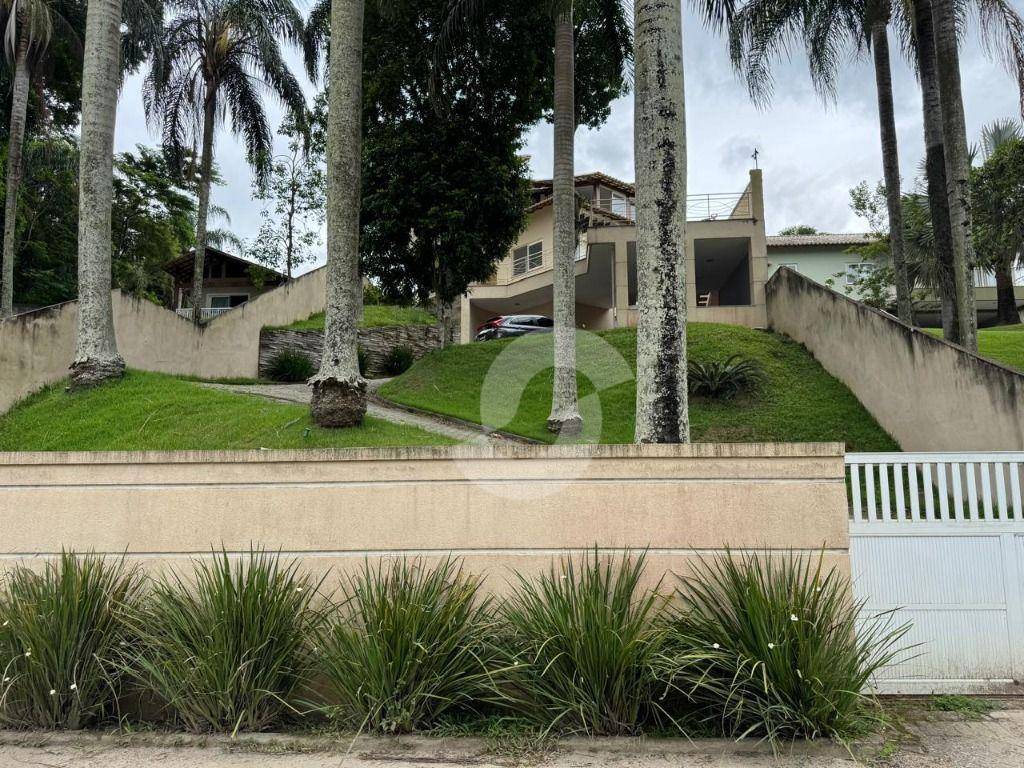 Casa à venda com 5 quartos, 308m² - Engenho do Mato,Niterói