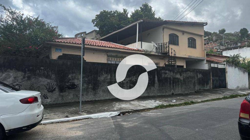 Casa à venda com 3 quartos, 124m² - Fonseca,Niterói