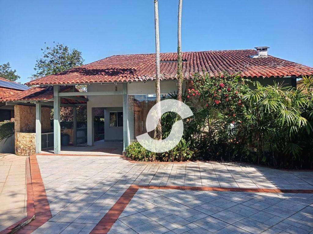 Casa à venda com 4 quartos, 312m² - Mata Paca,Niterói