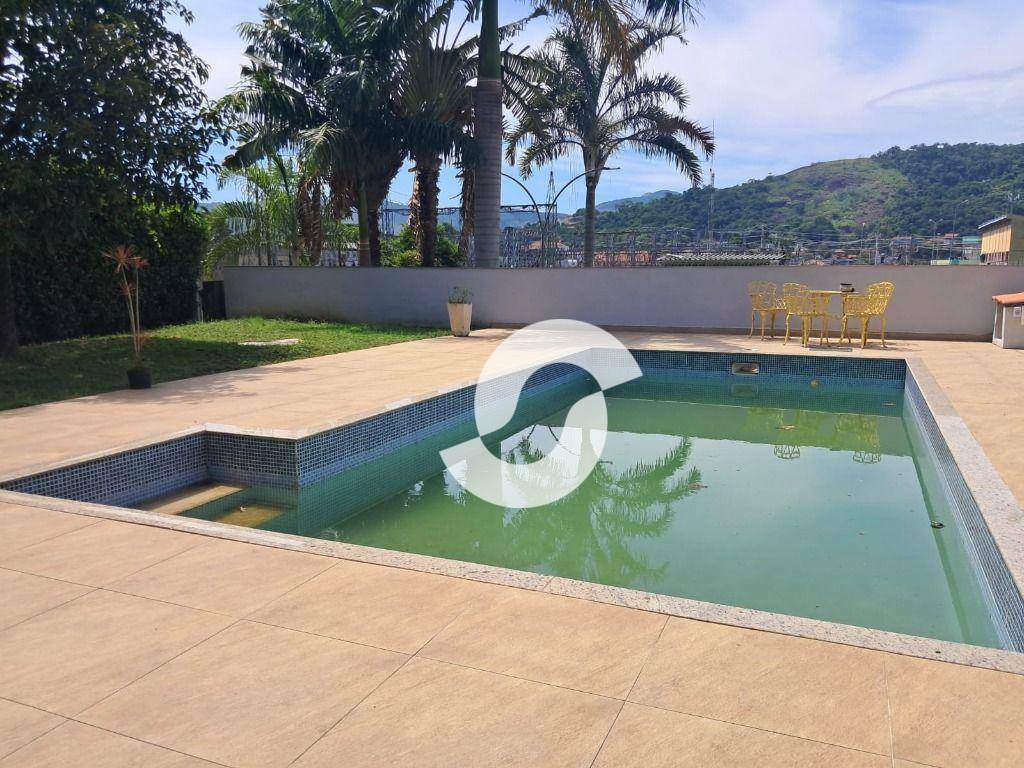 Casa à venda com 3 quartos, 292m² - Piratininga,Niterói