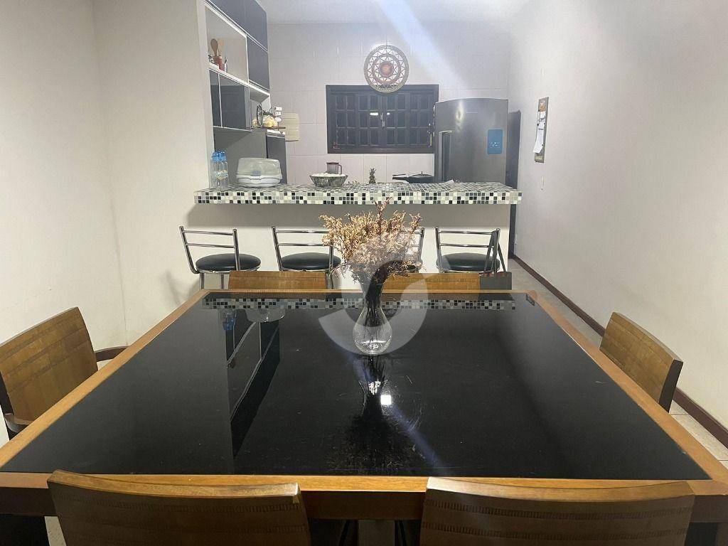  - Casa à venda, 350 m² por R$ 850.000,00 - Pendotiba - Niterói/RJ