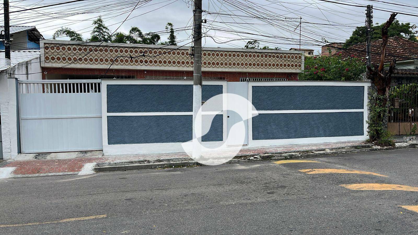 Casa à venda com 3 quartos, 371m² - Fonseca,Niterói