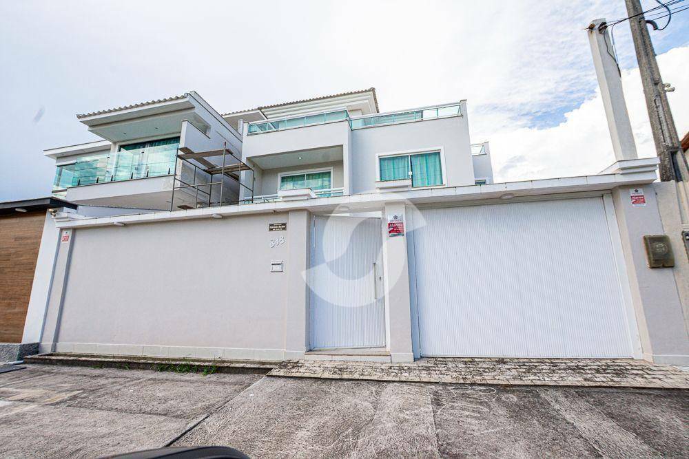 Casa à venda com 4 quartos, 350m² - Camboinhas,Niterói