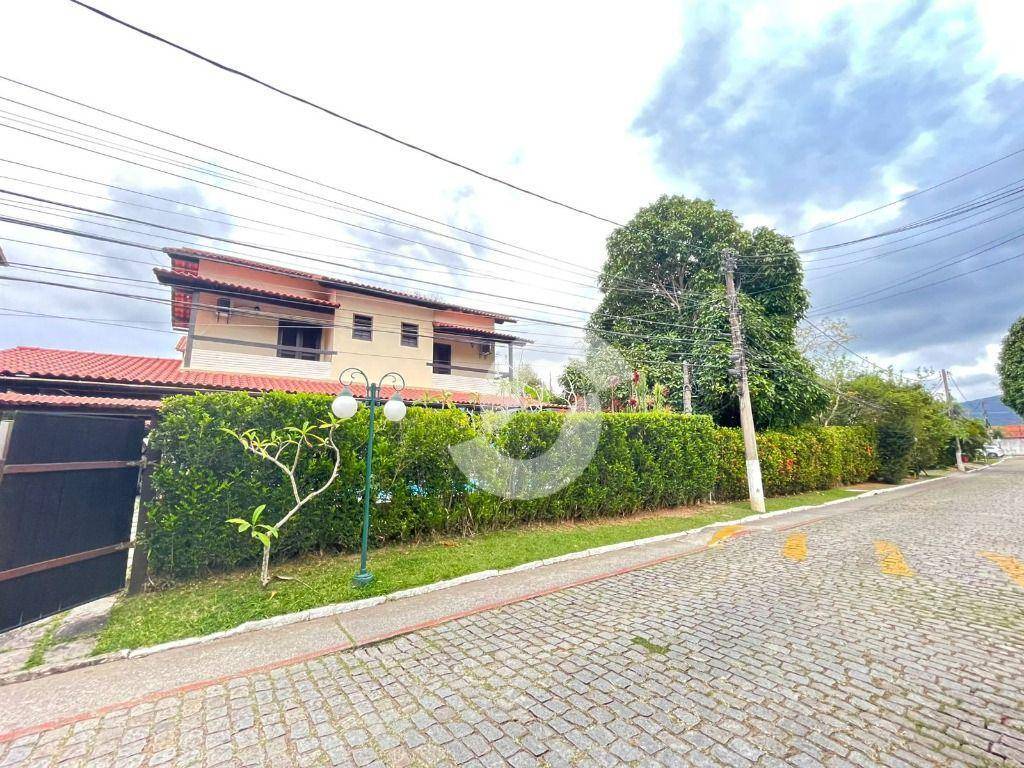 Casa à venda com 6 quartos, 456m² - Itacoatiara,Niterói