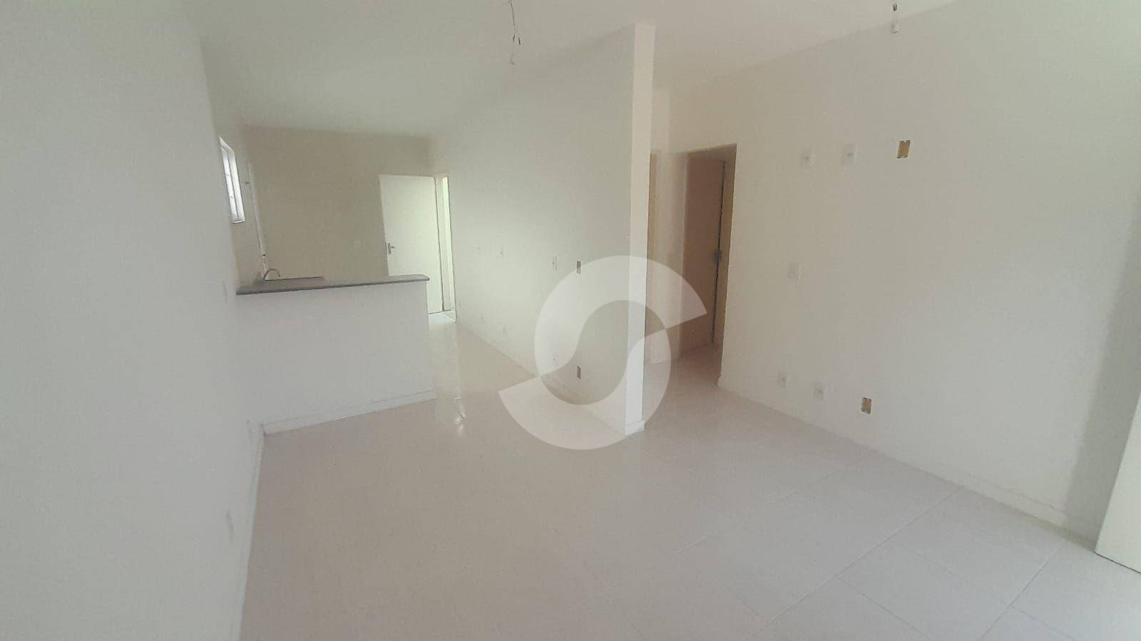 Casa à venda com 2 quartos, 56m² - Sape,Niterói