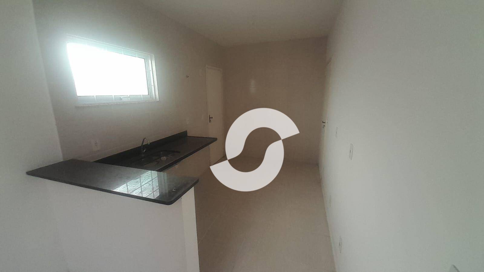  - Casa com 2 dormitórios à venda, 56 m² por R$ 265.000,00 - Sape - Niterói/RJ