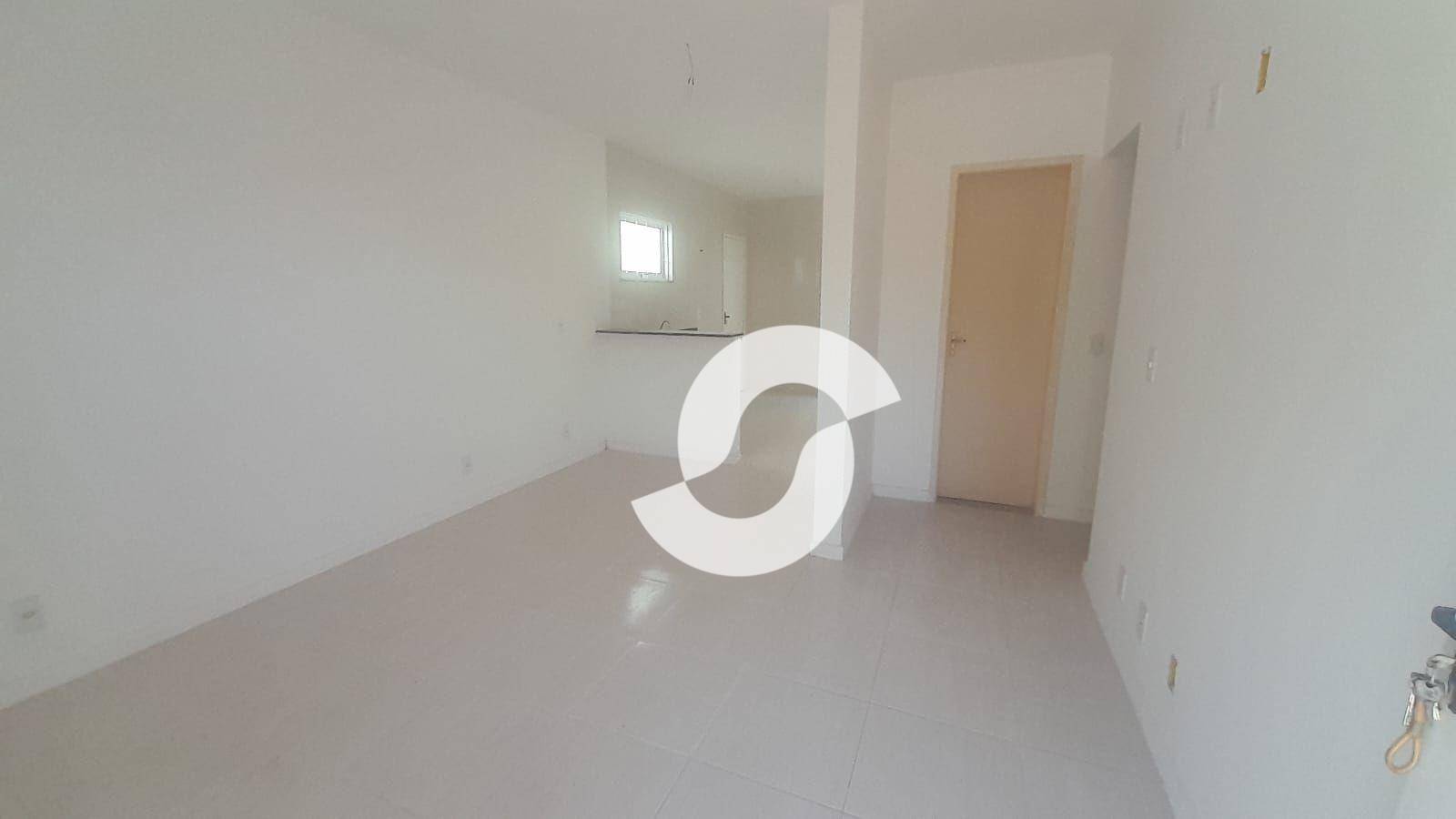 Casa à venda com 2 quartos, 56m² - Sape,Niterói