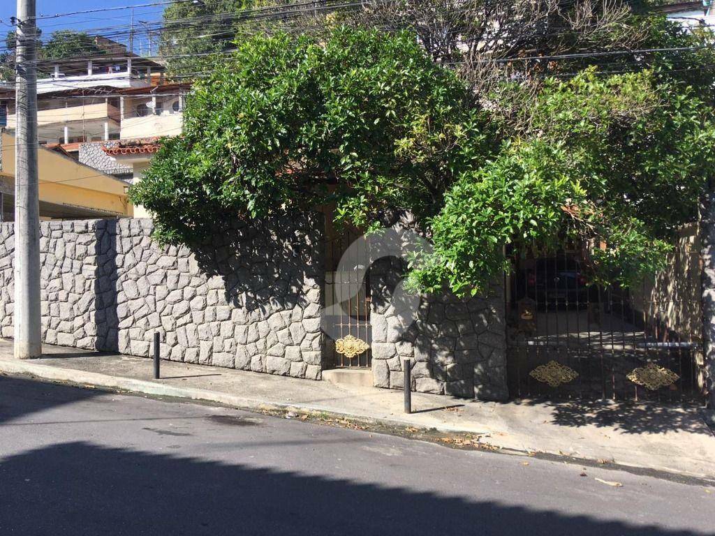 Casa à venda com 4 quartos, 400m² - Fonseca,Niterói