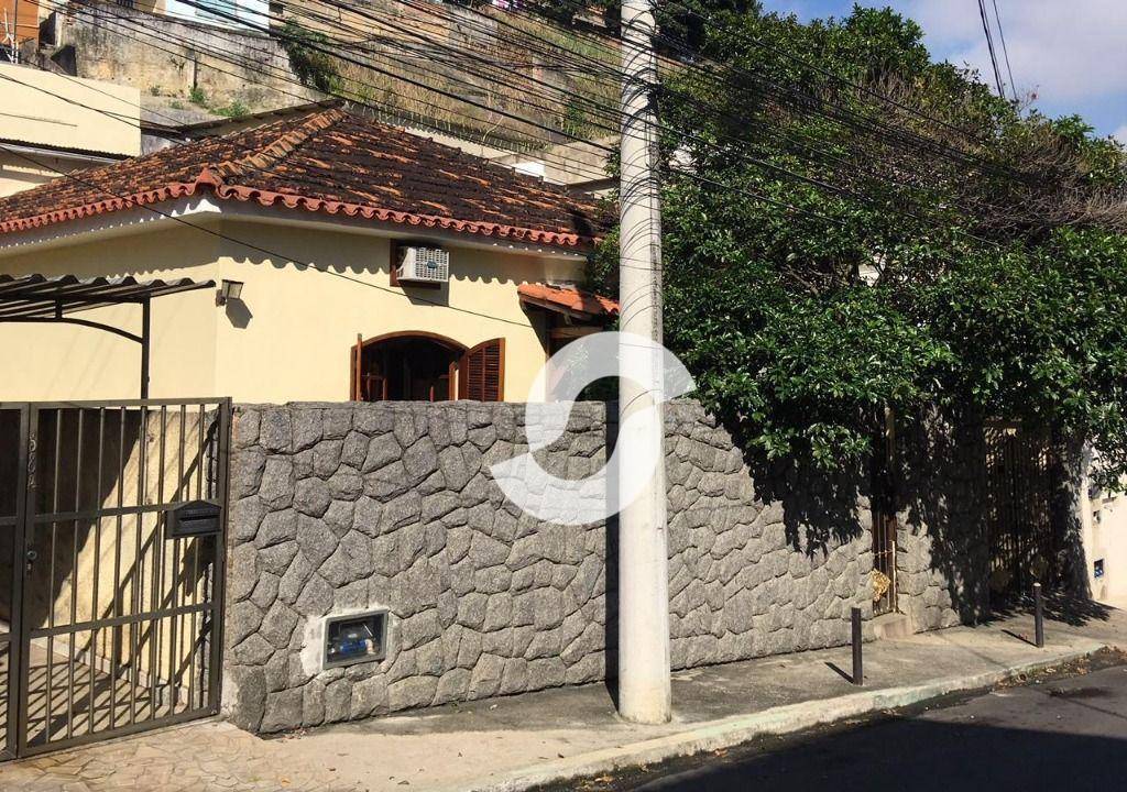 Casa à venda com 4 quartos, 400m² - Fonseca,Niterói