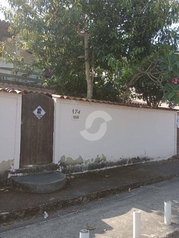 Casa à venda com 3 quartos, 360m² - Piratininga,Niterói