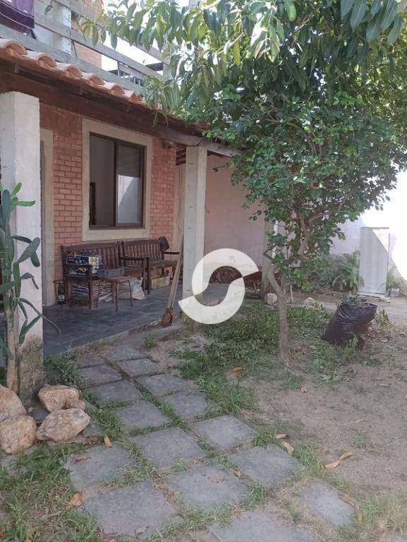 Casa à venda com 3 quartos, 360m² - Piratininga,Niterói