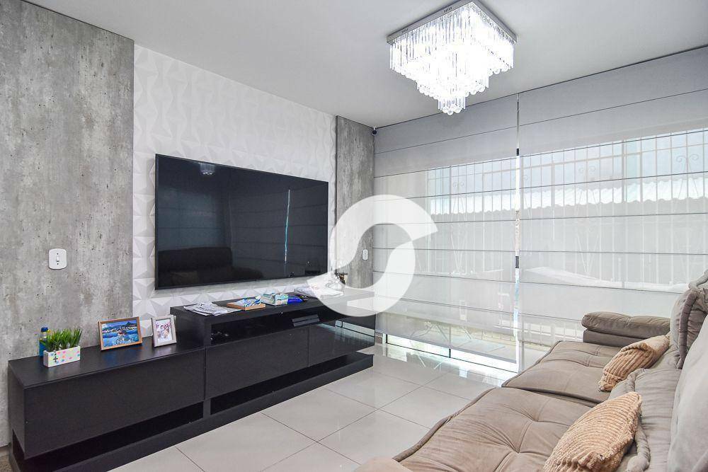 Casa à venda com 3 quartos, 170m² - Maravista,Niterói