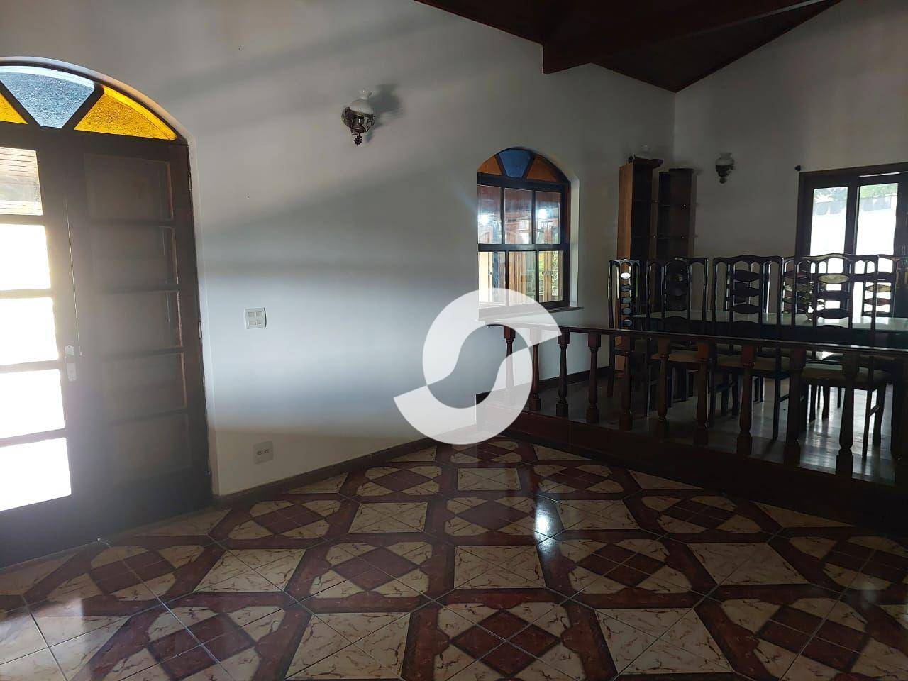 Casa à venda com 4 quartos, 400m² - Maria Paula,Niterói