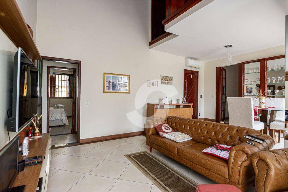 Casa à venda com 3 quartos, 114m² - Engenho do Mato,Niterói