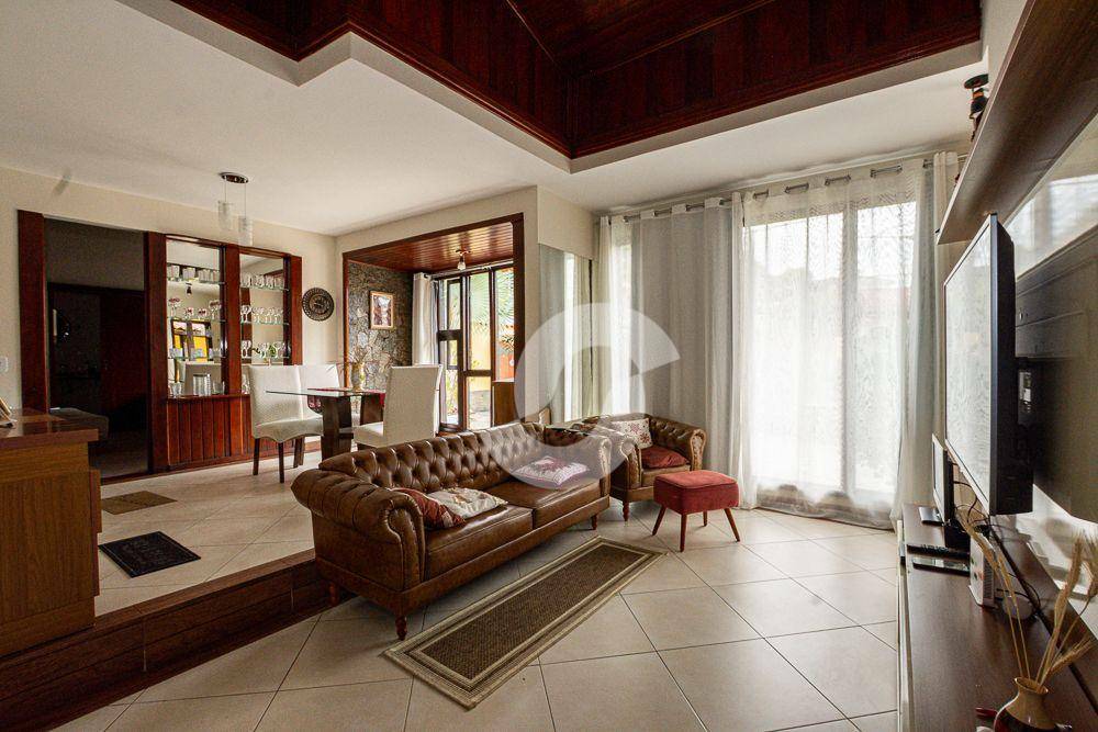 Casa à venda com 3 quartos, 114m² - Engenho do Mato,Niterói