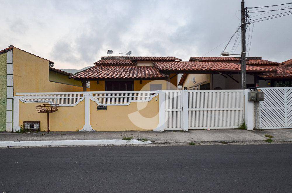 Casa à venda com 3 quartos, 243m² - Itaipu,Niterói
