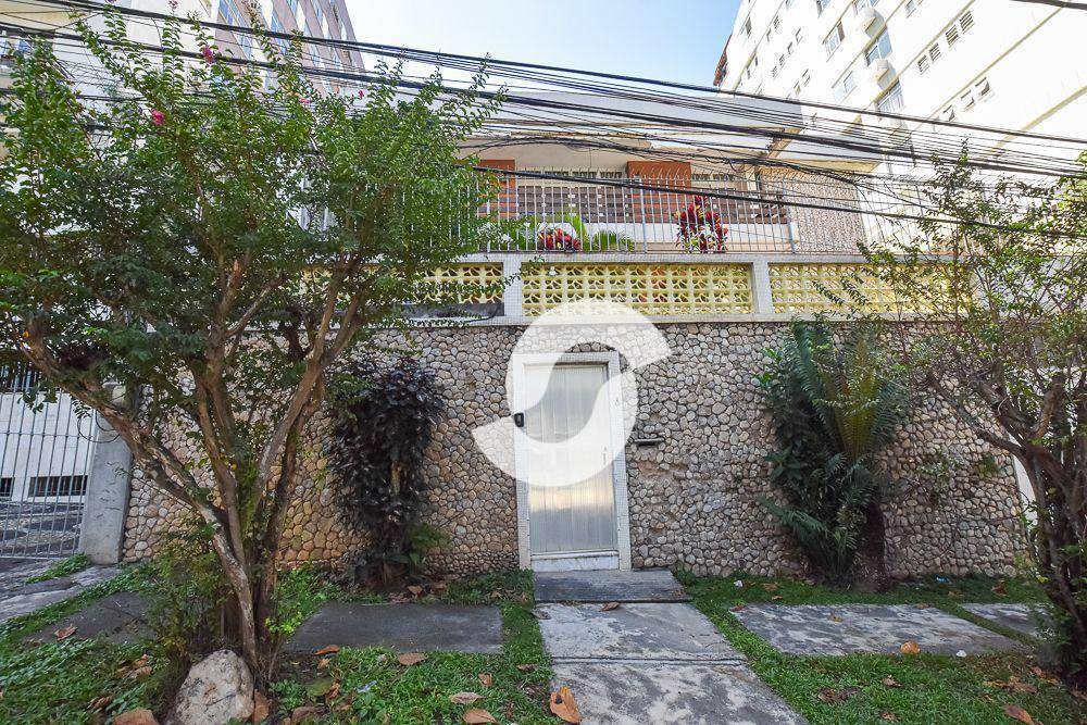 Casa à venda com 5 quartos, 330m² - Boa Viagem,Niterói