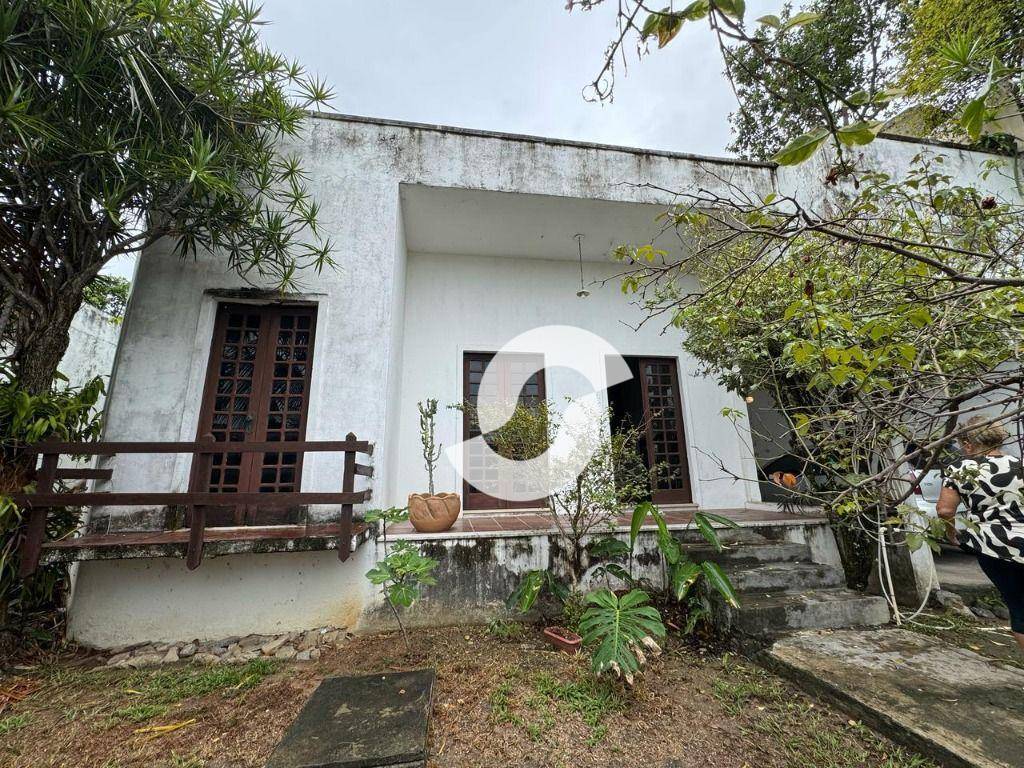  - Casa à venda, 360 m² por R$ 650.000,00 - Piratininga - Niterói/RJ
