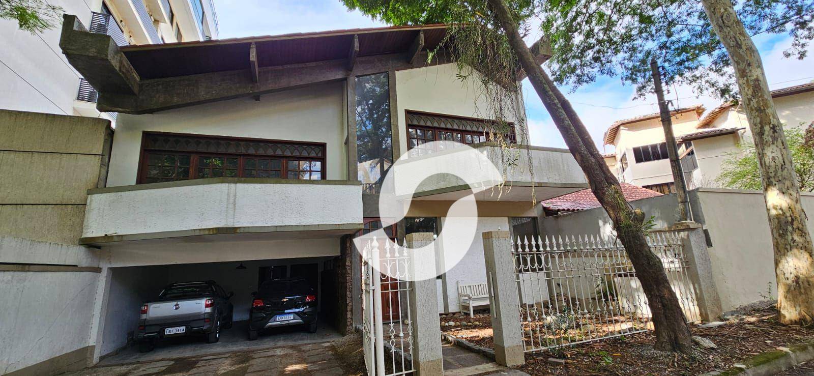 Casa à venda com 5 quartos, 194m² - Charitas,Niterói