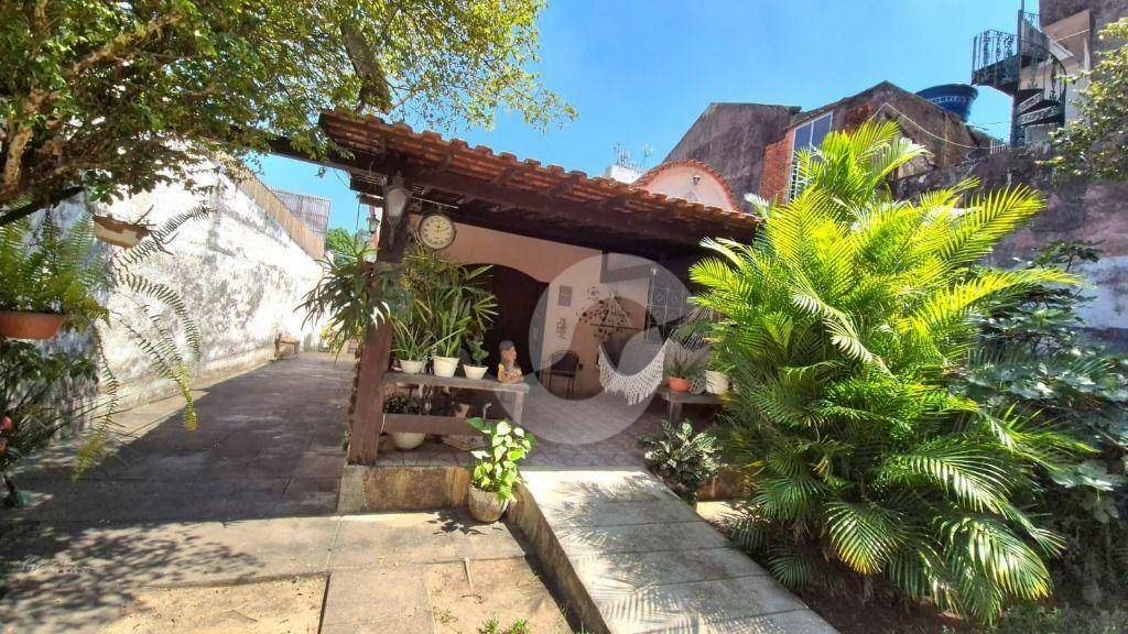 - Casa com 3 dormitórios à venda, 400 m² por R$ 549.000,00 - Fonseca - Niterói/RJ