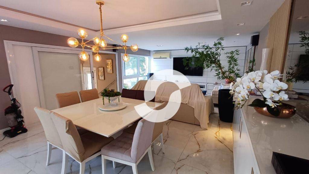 Casa à venda com 3 quartos, 400m² - São Francisco,Niterói