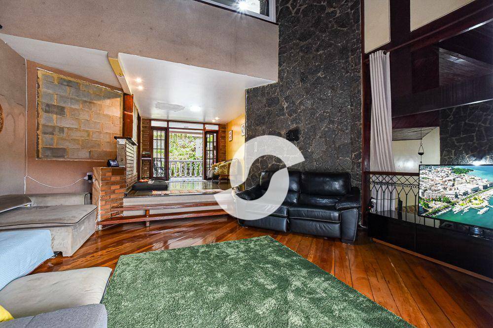  - Casa à venda, 450 m² por R$ 840.000,00 - Vila Progresso - Niterói/RJ