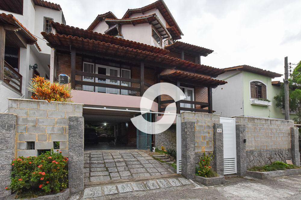 Casa à venda com 4 quartos, 450m² - Vila Progresso,Niterói