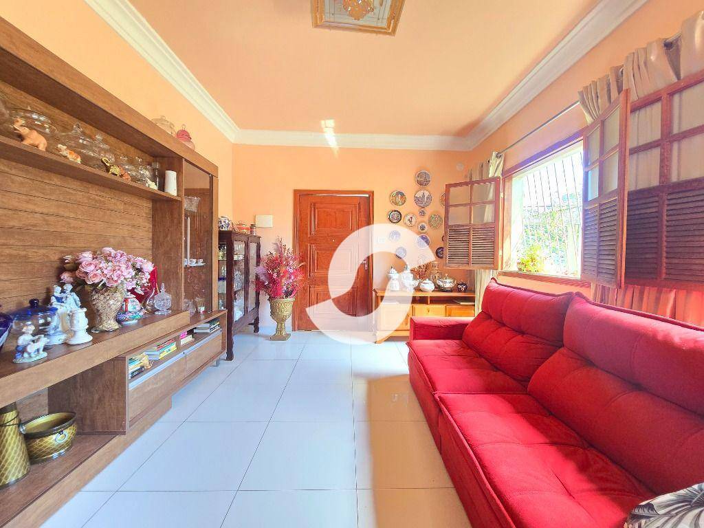 Casa à venda com 4 quartos, 250m² - Fátima,Niterói