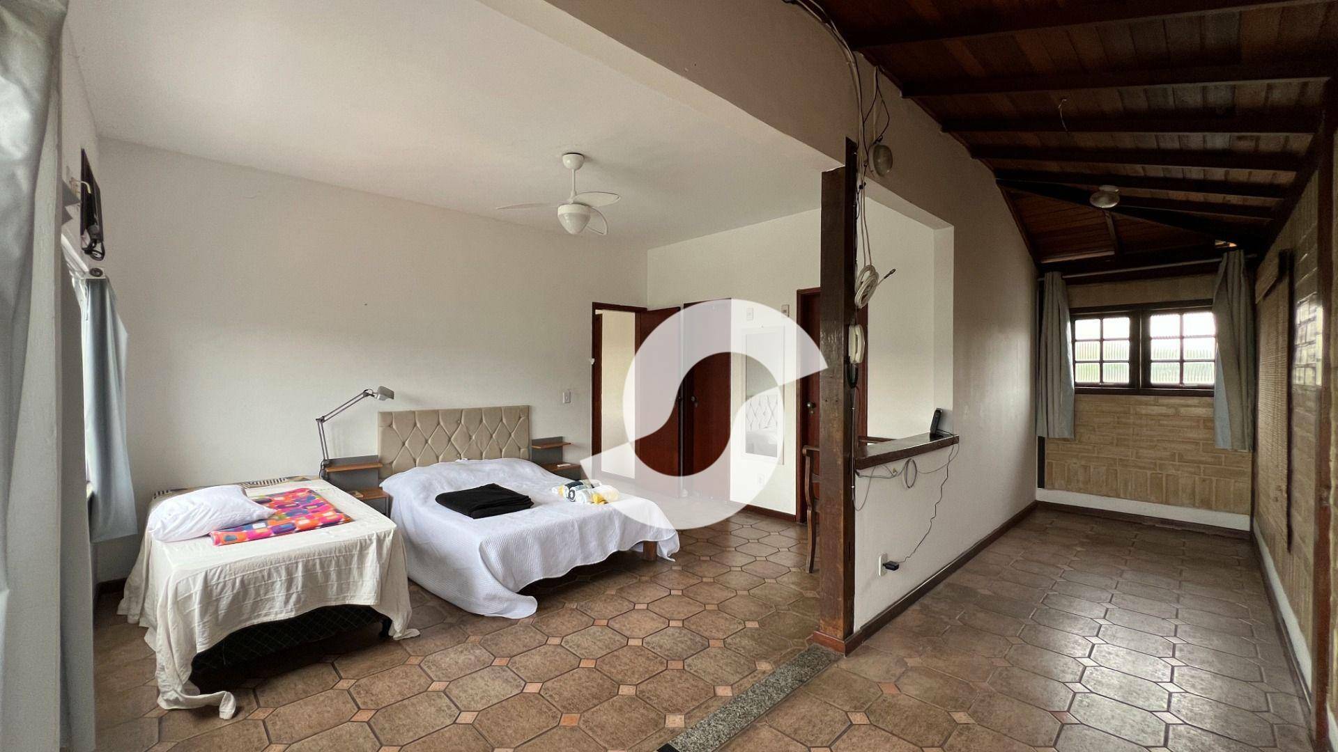 Casa à venda com 3 quartos, 300m² - Piratininga,Niterói