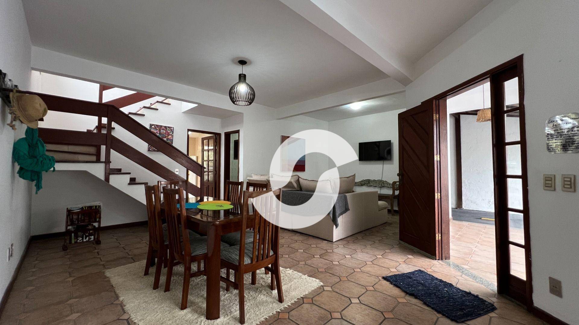  - Casa com 3 dormitórios à venda, 300 m² por R$ 1.330.000,00 - Piratininga - Niterói/RJ