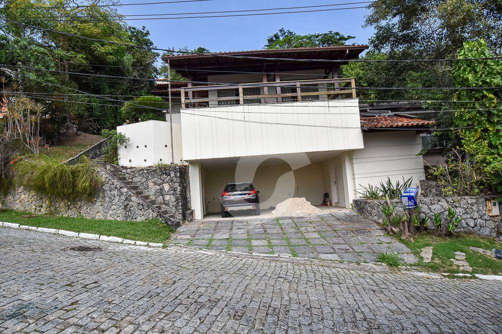  - Casa com 4 dormitórios 3 suítes à venda, 339 m² por R$ 950.000 - Pendotiba - Niterói/RJ