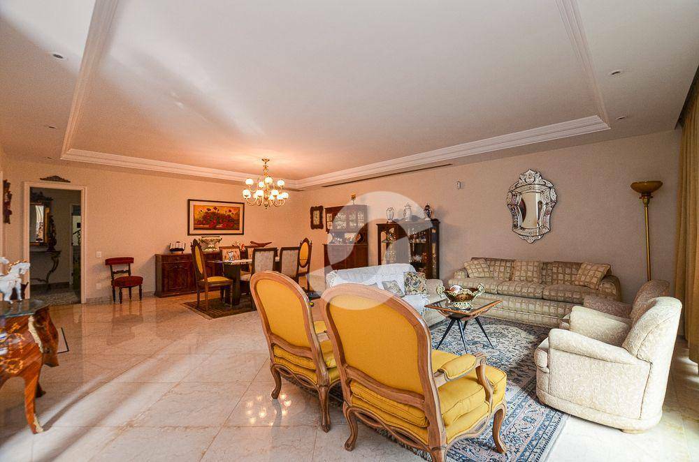 Casa à venda com 4 quartos, 403m² - São Francisco,Niterói