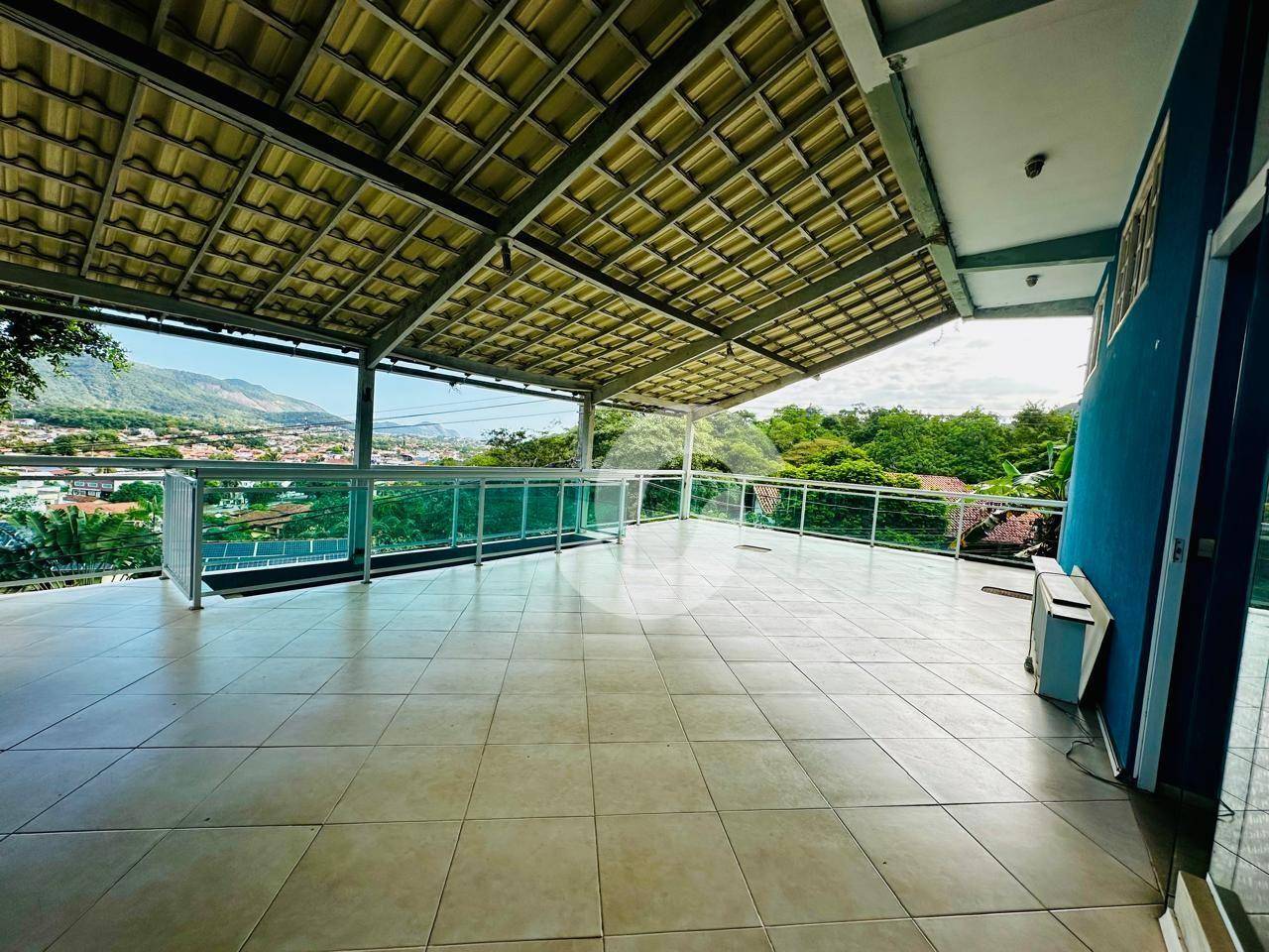  - Casa com 3 dormitórios à venda, 236 m² por R$ 800.000,00 - Engenho do Mato - Niterói/RJ