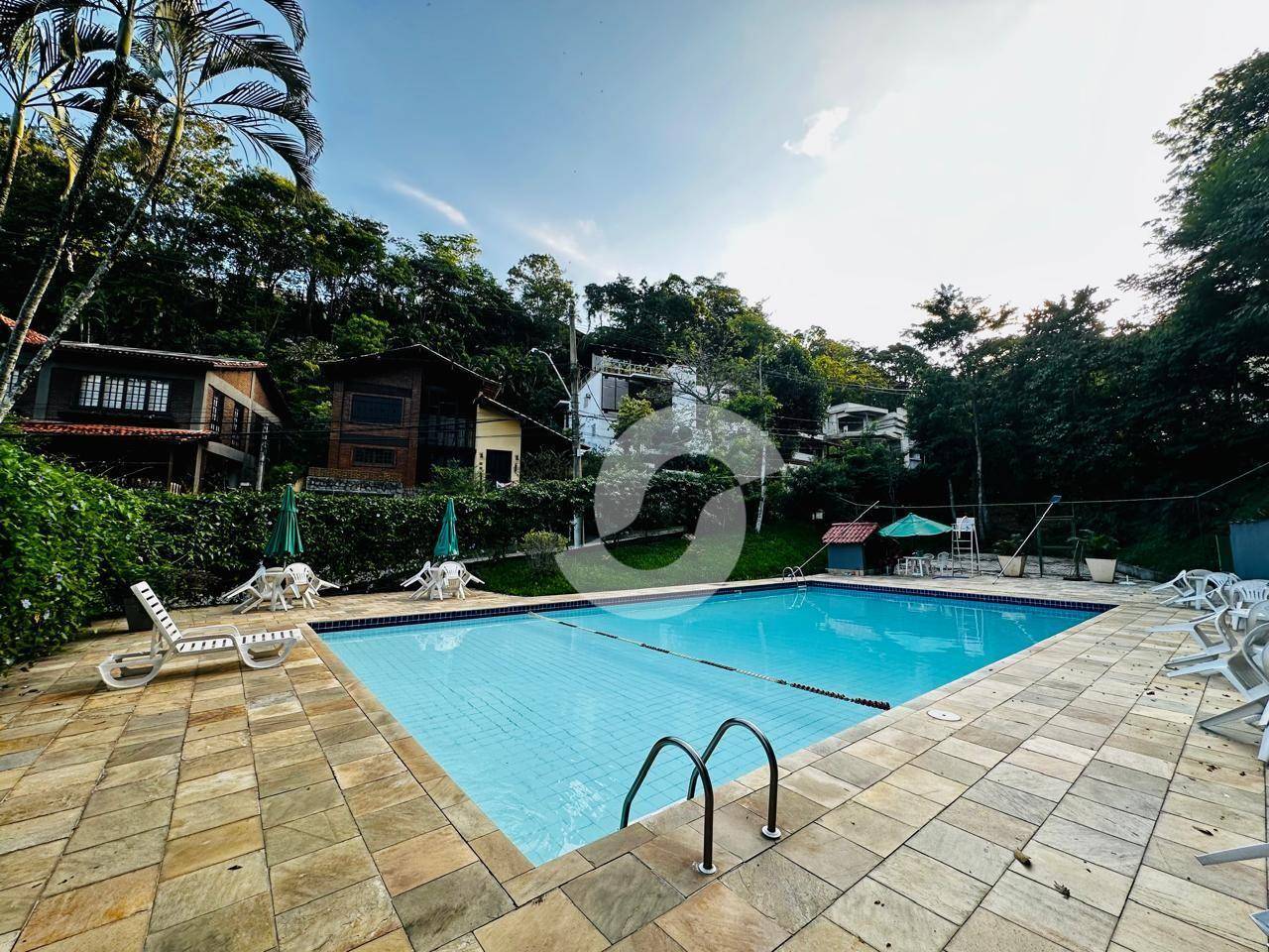 Casa à venda com 3 quartos, 236m² - Engenho do Mato,Niterói