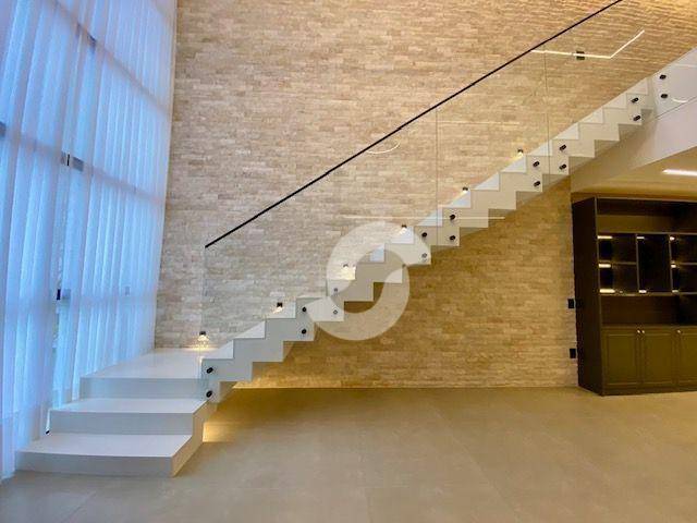 Casa à venda com 5 quartos, 446m² - Camboinhas,Niterói