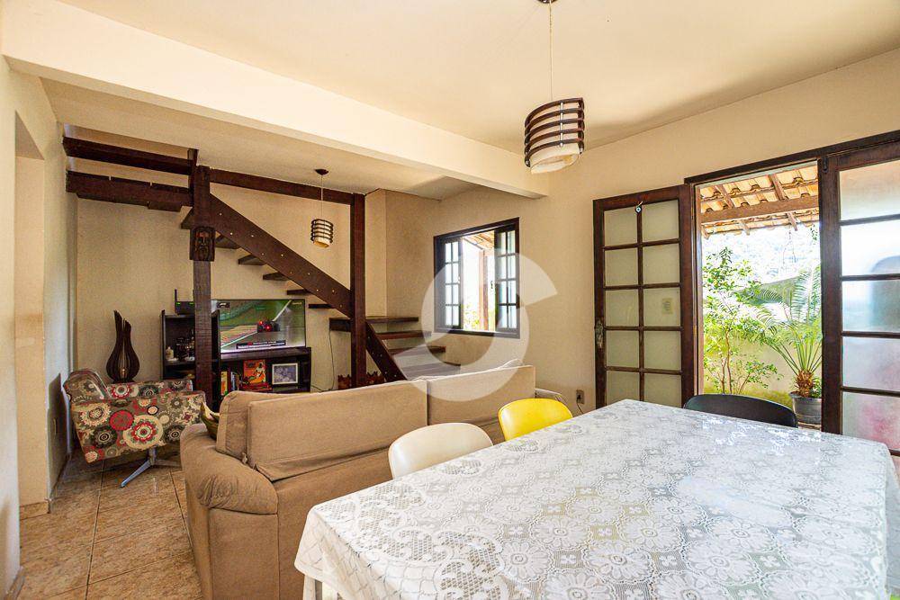 Casa à venda com 3 quartos, 142m² - Engenho do Mato,Niterói