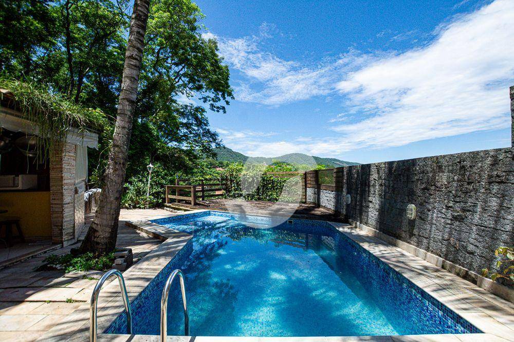 Casa à venda com 3 quartos, 142m² - Engenho do Mato,Niterói