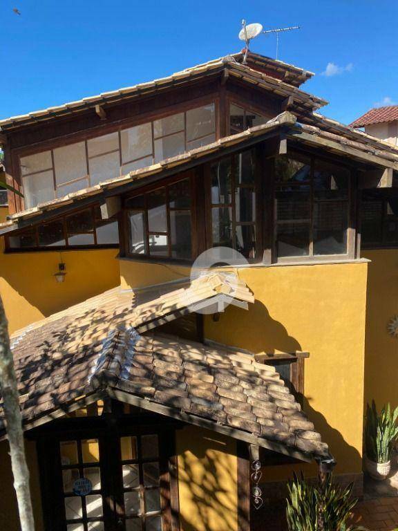 Casa à venda com 5 quartos, 125m² - Sape,Niterói
