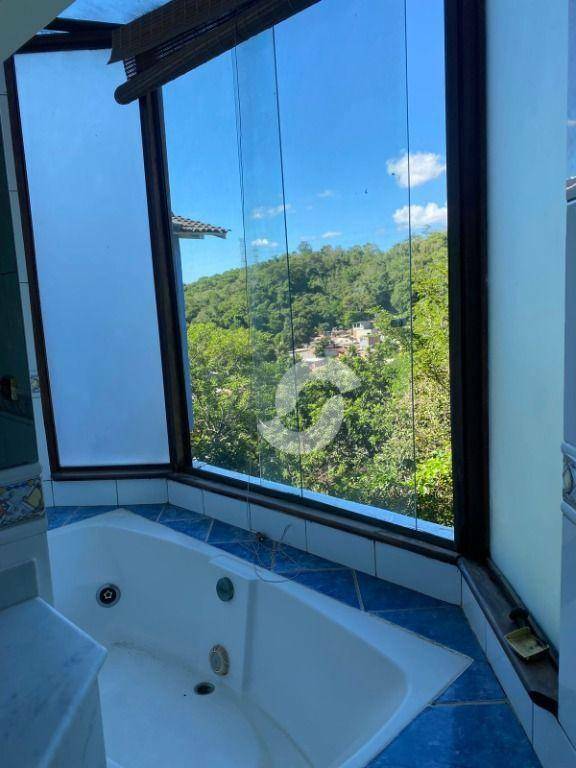 Casa à venda com 5 quartos, 125m² - Sape,Niterói