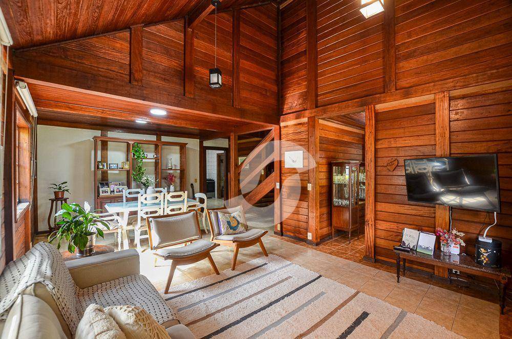  - Casa com 4 dormitórios à venda, 197 m² por R$ 1.250.000,00 - Pendotiba - Niterói/RJ