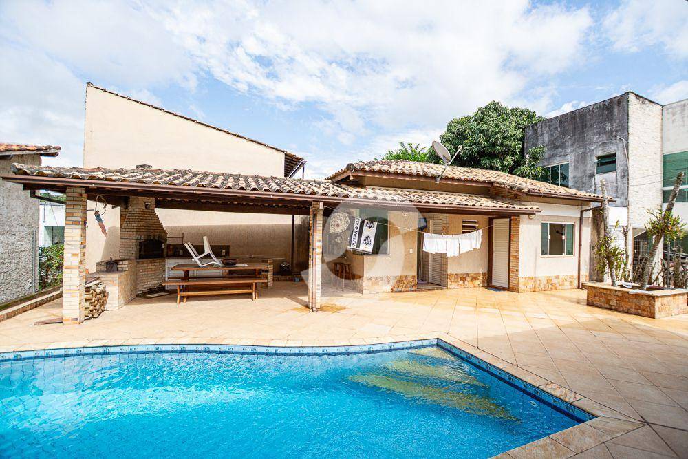 Casa à venda com 4 quartos, 270m² - Várzea das Moças,Niterói