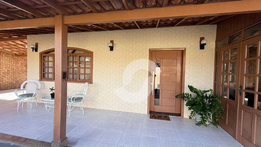  - Casa com 3 dormitórios à venda, 296 m² por R$ 900.000,00 - Serra Grande - Niterói/RJ